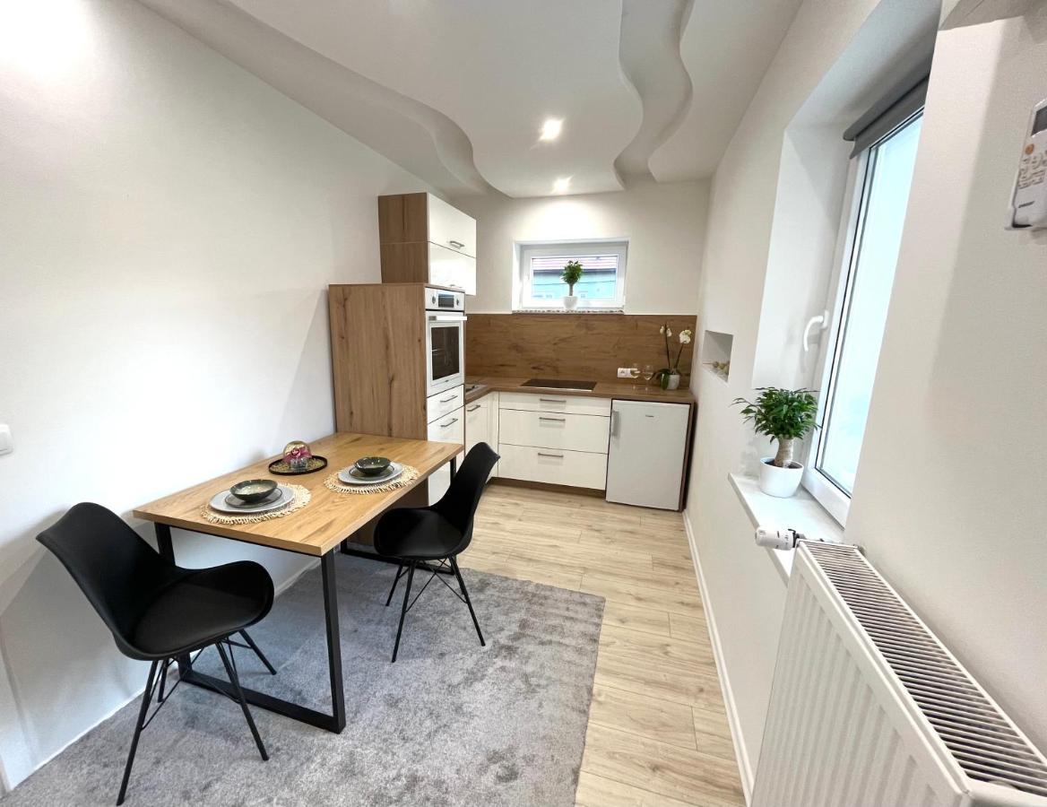 Luxe Apartments Ljutomer Ngoại thất bức ảnh