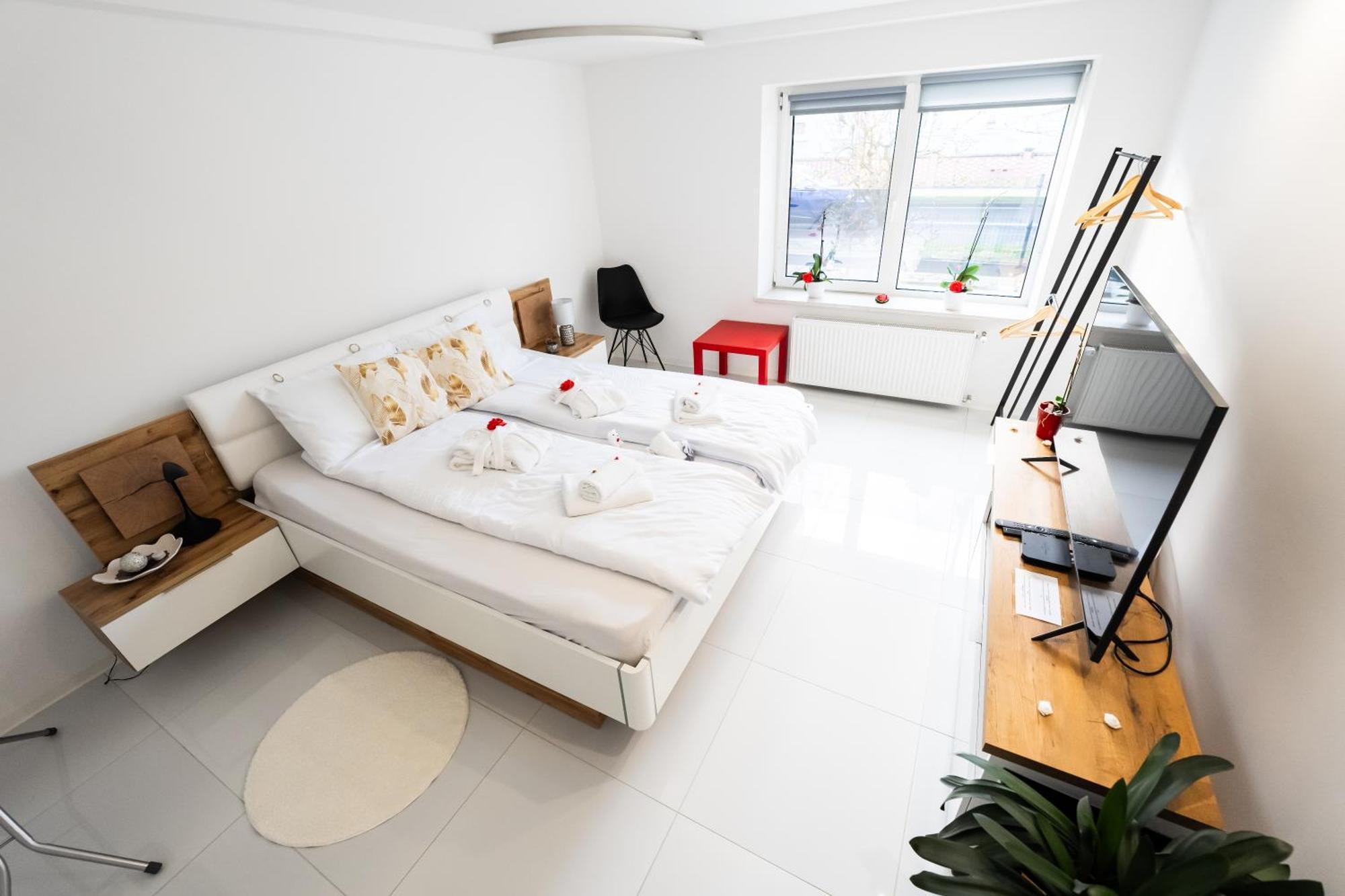 Luxe Apartments Ljutomer Ngoại thất bức ảnh